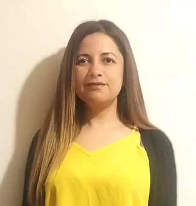 Elizabeth Álvarez